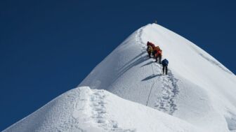 Gipfelbesteigung des Island Peak in Nepal